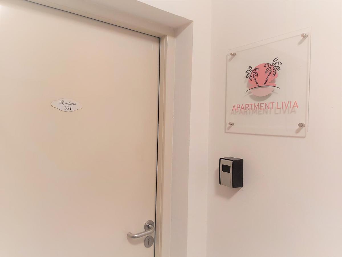 סלאטינה Apartment Livia מראה חיצוני תמונה