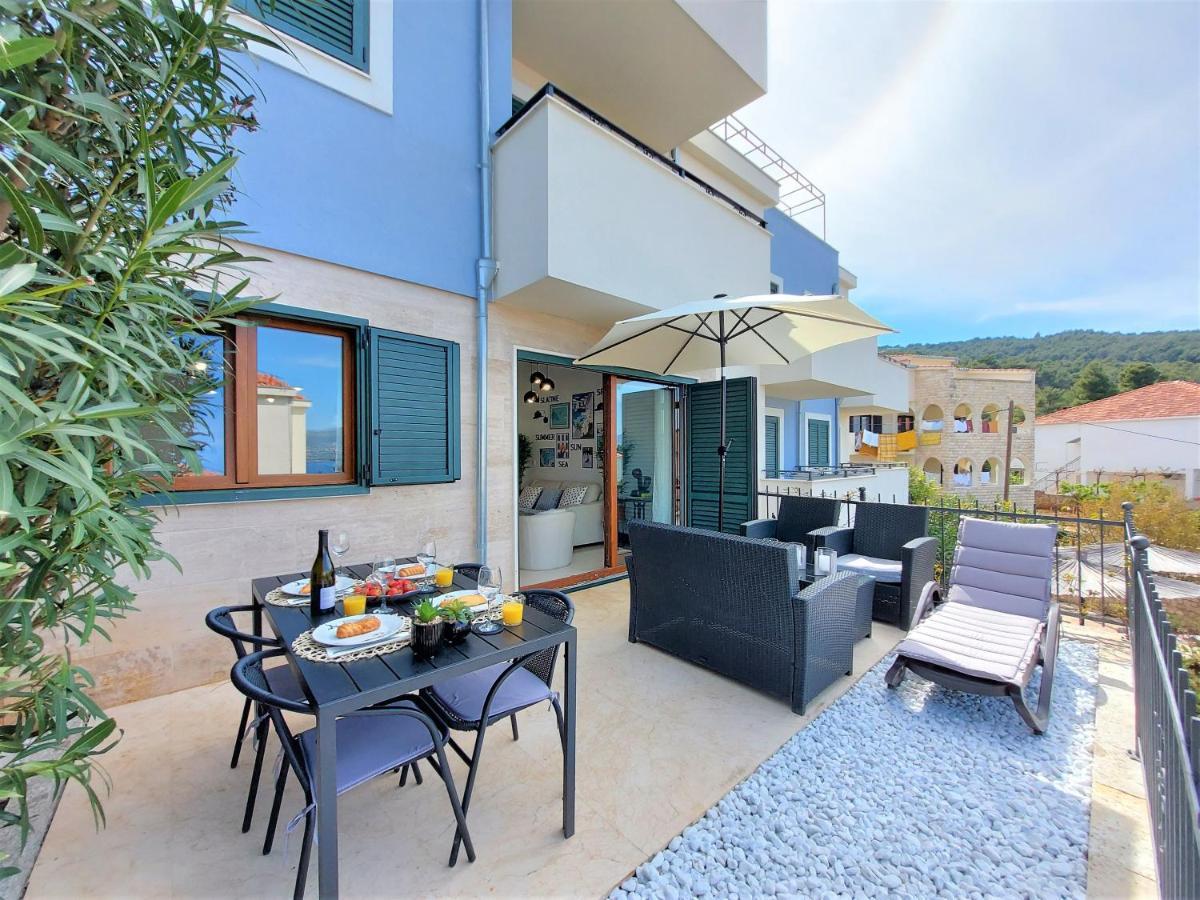 סלאטינה Apartment Livia מראה חיצוני תמונה