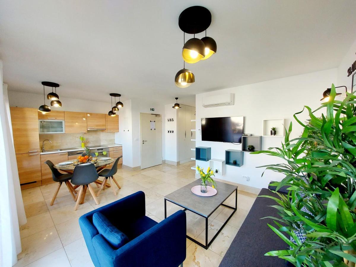 סלאטינה Apartment Livia מראה חיצוני תמונה