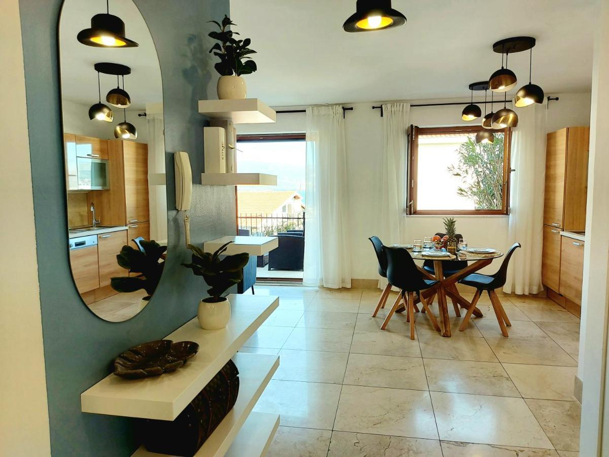 סלאטינה Apartment Livia מראה חיצוני תמונה