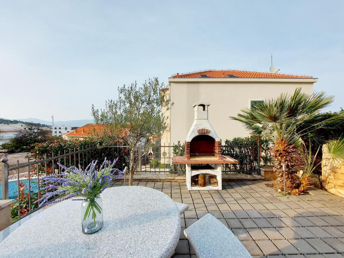 סלאטינה Apartment Livia מראה חיצוני תמונה